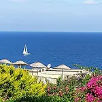 Private & With Sea View Villa *