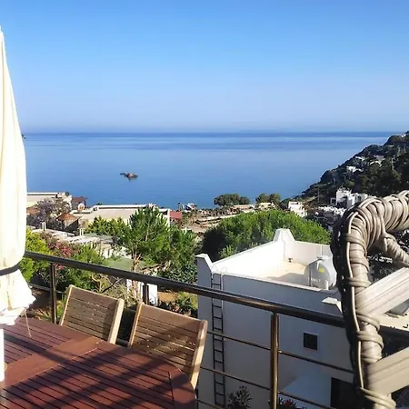 Private & With Sea View 빌라 얄리카베크