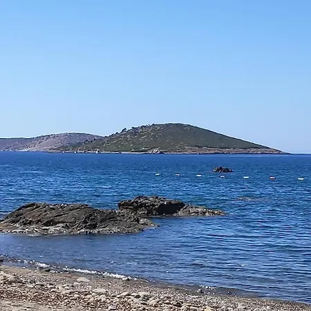 Private & With Sea View 얄리카베크